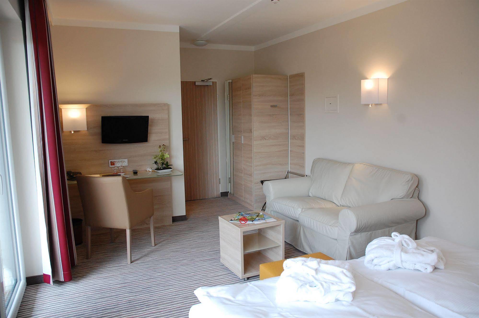 Parkhotel Bad Bevensen ,Thermeplus Bagian luar foto